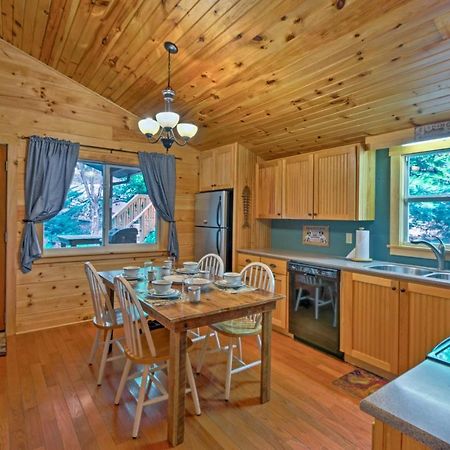 Bryson City Cabin With Fire Pit On Coopers Creek! エクステリア 写真