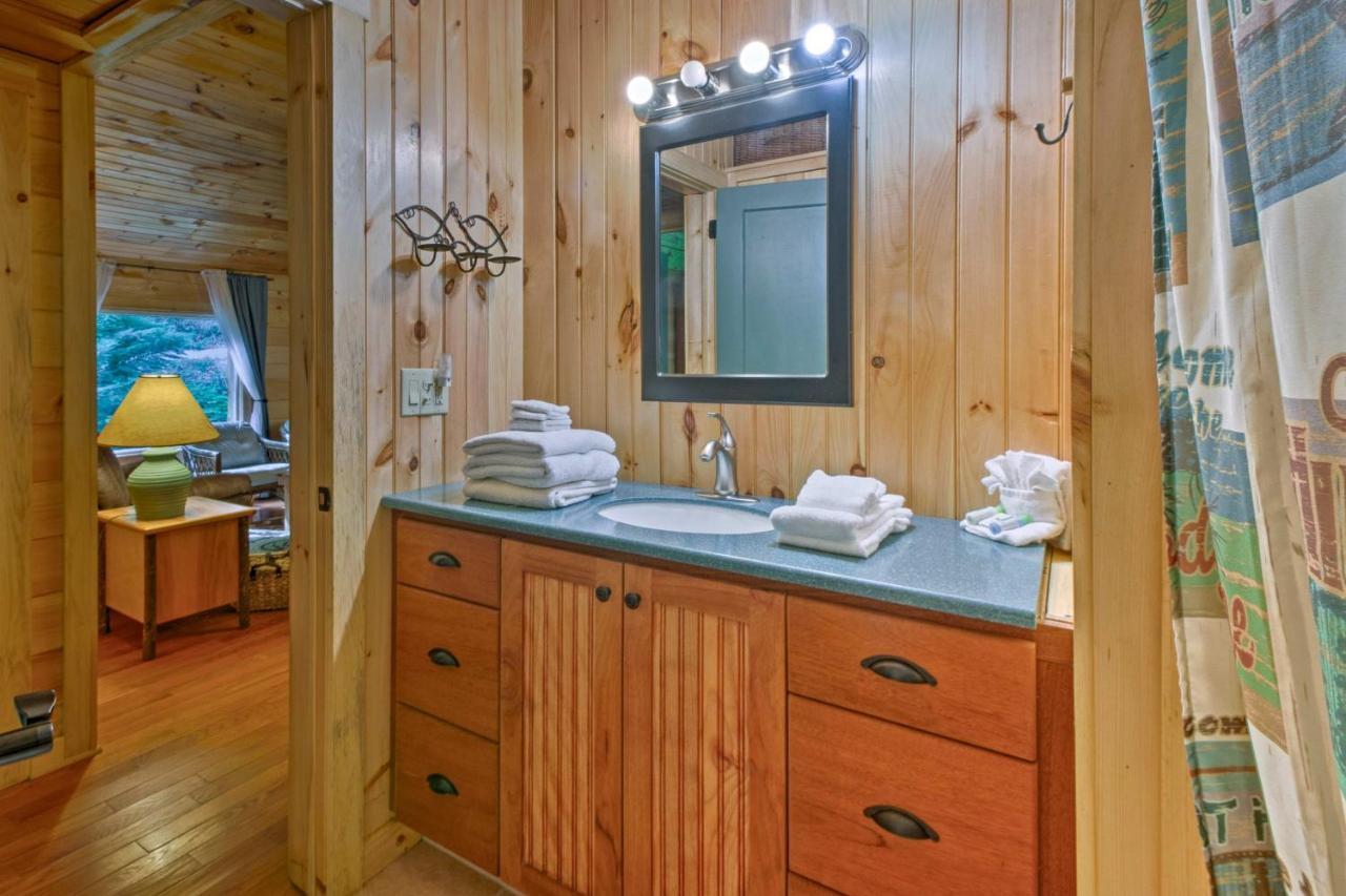 Bryson City Cabin With Fire Pit On Coopers Creek! エクステリア 写真