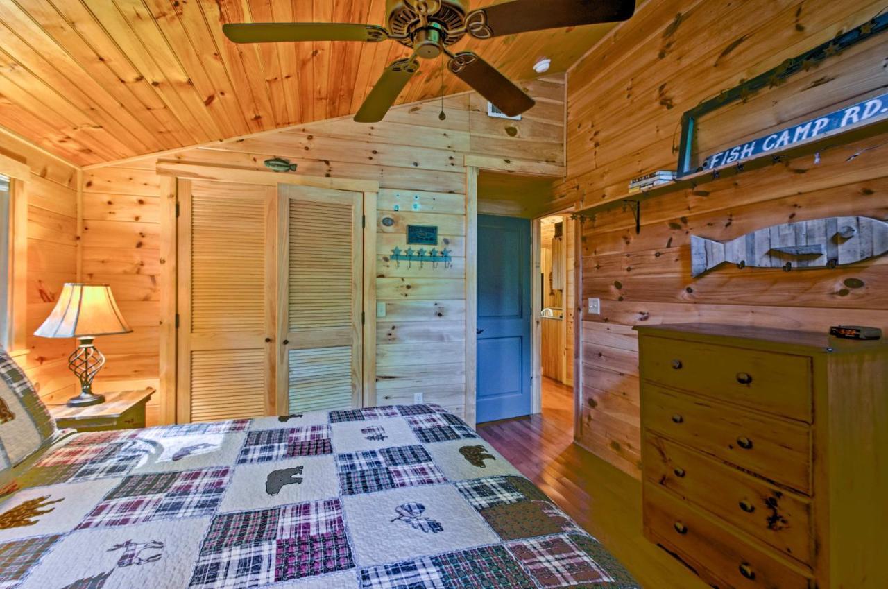 Bryson City Cabin With Fire Pit On Coopers Creek! エクステリア 写真